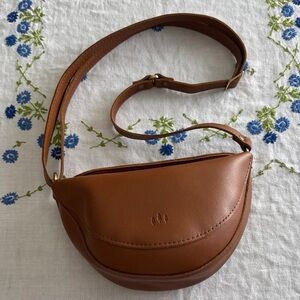 Portland Leather KOALA SLING BAG